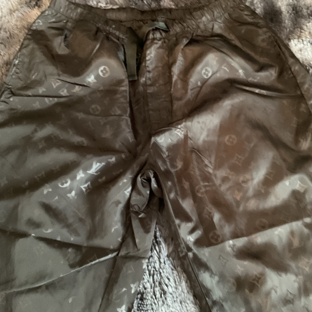 (Unisex)Louis Vuitton Monogram Black Pants